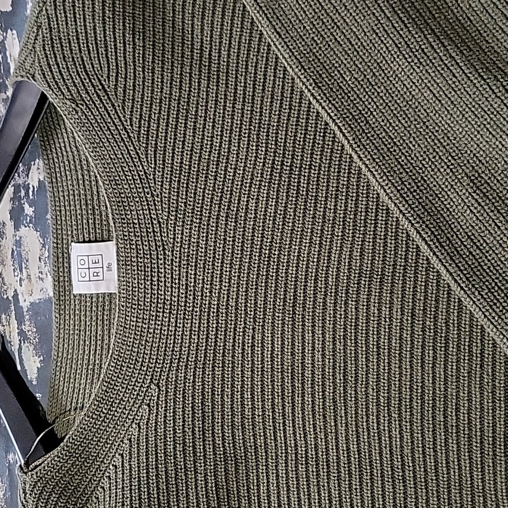 Core sweater - Picture 2 of 4